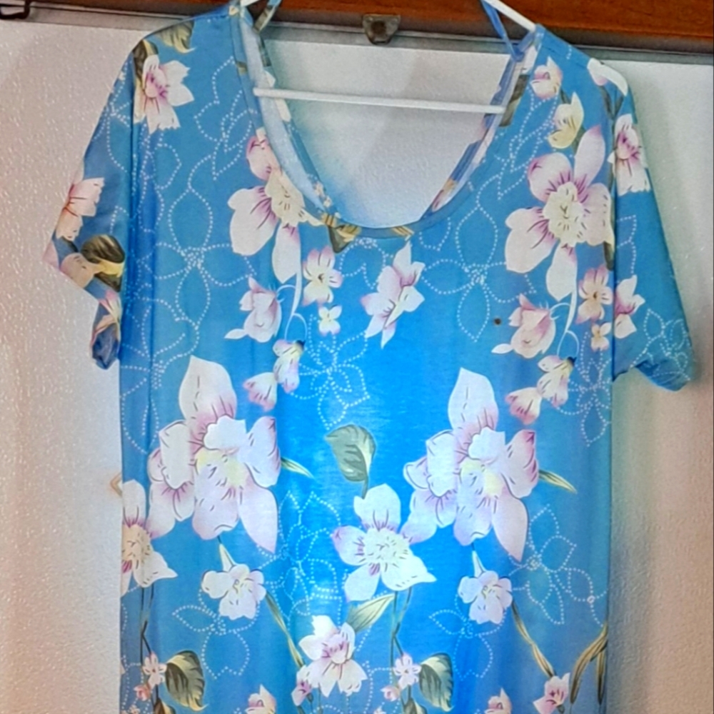 Ladies Casual Summer Dress. LIKE NEW